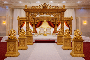 Mandap Tradicional para Bodas Tamilas, Impresionante Mandapam del Sur de la India, Estilo Grand Gopuram, para Bodas en Sídney - Product Image 3
