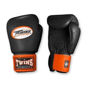 Guantes de boxeo Twins de alta calidad hechos con 100% cuero genuino para entrenamiento y combate de artes marciales, fabricación personalizada OEM. - Product Image 4