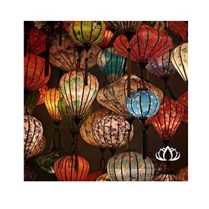 Lanternes en soie de Hoi An les plus vendues, respectueuses de l'environnement |   Lanterne suspendue artisanale et durable pour la décoration de jardin - Product Image 1