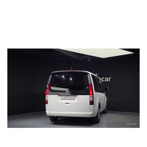 Hyundai Staria Tourer 2023 de 9 Plazas, 67,414 km, Diésel, Caja de Cambios Automática, Asientos de Cuero, Volante a la Izquierda - Product Image 4