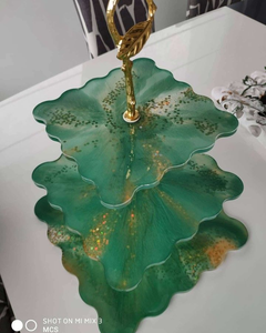 Support à gâteau en résine fait main, origine Inde, pour une décoration de table haut de gamme et des décorations de fête - Product Image 2