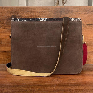 Bolsos de hombro hechos a mano con pelo de vaca, bandolera de cuero de ante colorido para mujer, bolso de mano con borlas de cuero reciclado sostenible - Product Image 5