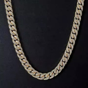 Collar Único de Plata de Ley con Piedras de Moissanita Engastadas a Mano, Cadena Cubana con Acabado en Rodio, Certificado IGI, Lujoso, Unisex - Product Image 4