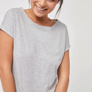 T-shirts d'été légers vierges pour femmes, design personnalisé, respirants et rafraîchissants, vente en gros OEM, hauts décontractés féminins en vrac - Product Image 5