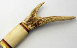 Couteau de chasse professionnel en acier Damas fait main de haute qualité avec manche en corne de cerf, couteau Bowie de camping - Product Image 4