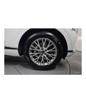 Genesis GV80 2.5T 2024 Gasolina 2WD con 16,491 km, Volante a la Izquierda, Caja de Cambios Automática, Asientos de Cuero, Cámara Trasera - Product Image 4