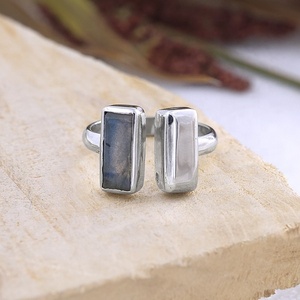 Bague rectangulaire en argent sterling 925 avec labradorite naturelle, faite à la main, pour femme - Product Image 5