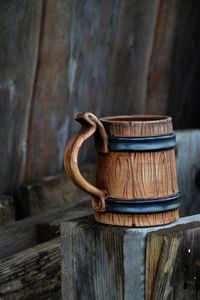 Cadeau pour meilleur ami : Chope en bois rustique style forêtier, avec décoration en corne d'animal polie et céramique, pour les amateurs de bière - Product Image 6