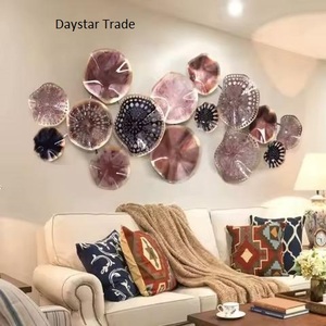 Sculpture murale en métal Daystar Trade, motif de feuilles, art moderne, décoration d'intérieur, salon, emballage en une seule pièce - Product Image 1