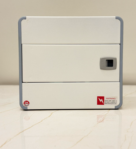 Caja de Distribución MCB de 8 Vías y Doble Puerta para Paneles Eléctricos - Product Image 1