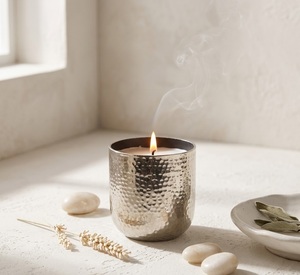 Pot à bougie personnalisé en cuivre brillant à fond incurvé pour bougies parfumées de soja de qualité supérieure, contenant métallique à prix abordable - Product Image 5
