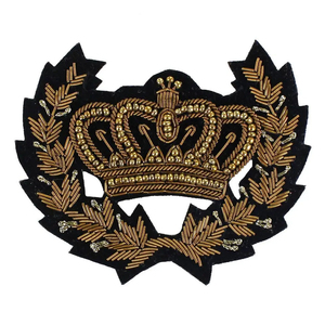 Écussons brodés faits main en fil de bullion, sur mesure, couronne royale, broderie 3D, badges de mode en tissu doré - Product Image 6