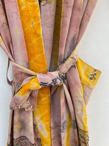 Kimono vintage fait à la main en soie Tye Dye pour elle robe de lune de miel kimono à fleurs en soie pour la plage - Product Image 3