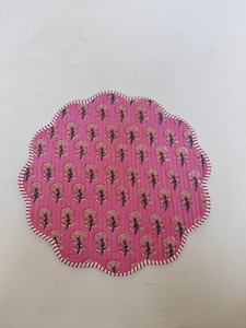 Set de table personnalisable en coton imprimé floral rose réversible, matelassé, fin, lavable en machine, multi-formes, style Rajasthan - Product Image 2