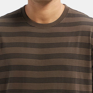 Camiseta con estampado marrón para hombre, manga corta, cuello redondo, corte regular moderno, ropa informal de punto transpirable, estilo urbano - Product Image 3