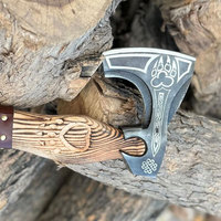 Hache viking de style nordique de qualité industrielle, lame en acier carbone fabriquée à la main, bord de coupe de 4 3/4 pouces, poignée en cuir et bois dur, haute qualité