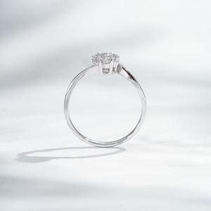 Bague de fiançailles minimaliste en or blanc 10K/14K avec grappe de diamants en forme de fleur pour femme, bague de promesse en argent sterling 925 - Product Image 6