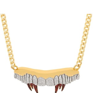 Collar con Colgante Hip Hop Chapado en Oro de Diseño Único y Personalizado con Diamantes CZ Realistas, Disponible en Grandes Cantidades - Product Image 4