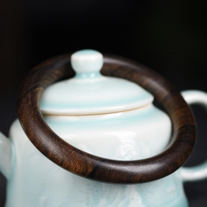 Brazalete de Agarwood Marrón Oscuro con Patrón de Nube Xiangyun, Estilo Nacional Retro, Hecho a Mano, Joyería Unisex, Regalo Literario - Product Image 4