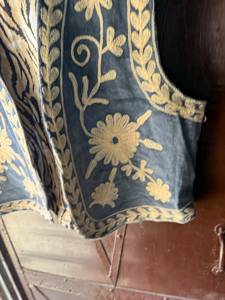 Custom Suzani Embroidery Velvet Cotton Short Vest <b>Coat</b> for <b>Women</b> Handmade Bohemian Floral Embroidered <b>Sleeveless</b> V-neck - Product Image 3