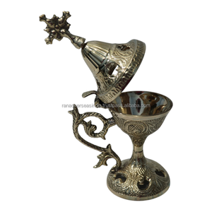 Quemador de Incienso de Latón Hecho a Mano de Primera Calidad con Asa Ornamental para Incienso de Resina, Aromaterapia y Culto Religioso - Product Image 3
