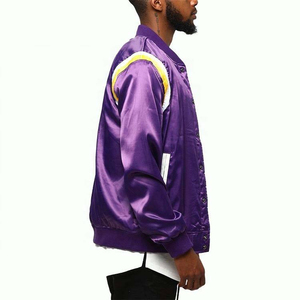 Nouvelle veste universitaire en satin pour femme, style streetwear, fabrication en gros, haute qualité, logo personnalisé, veste en satin pour homme - Product Image 3