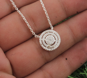 Collar con Colgante de Circonita Cúbica Plateada en Plata de Ley con Diseño de Rosa para Mujer, Colgante Solitario de Diamante CZ AAA, Elegante para Novia o Boda - Product Image 3