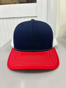 Casquette Trucker Vietnam Hat Supplier avec logo et couleur personnalisés, profil moyen, dos en maille, 6 panneaux, pour tous les jours, tous les genres, sports de plein air - Product Image 1