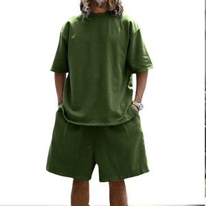 Ensemble d'été 2 pièces pour homme avec logo personnalisé, haute qualité, streetwear décontracté, short et t-shirt en velours, motif uni, 100 % coton - Product Image 6