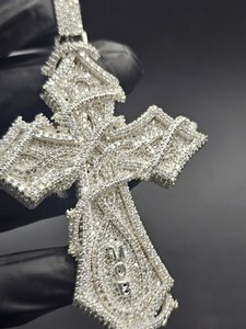 Colgante de cruz personalizado con moissanita VVS, plata 925, colgante estilo hip hop, colgante de fe cristiana, joyería religiosa para hombres y mujeres - Product Image 3