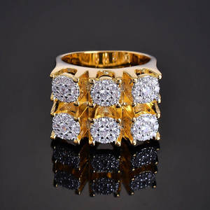 Anillo Unisex AMBER JEWELS T-4207 Chapado en Oro de 14K Estilo Hip Hop con 6 Diamantes Redondos de Corte Brillante Certificados por IGI en Clúster Pavé - Product Image 1