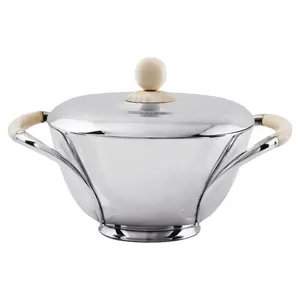 Elegante Cacerola Clásica Aislada de Acero Inoxidable |   Construcción Duradera Antiadherente para Uso Diario y Comercial - Product Image 1