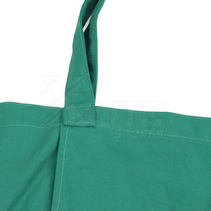 Sac de sport multifonctionnel et durable avec doublure en nylon, séparation humide/sec et design spacieux pour les utilisateurs actifs - Product Image 5