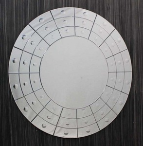 Miroir mural décoratif baroque vénitien de qualité supérieure |   Miroir en verre de style antique pour salon, hôtel et intérieurs classiques - Product Image 1