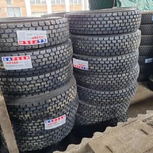 ยางรถบรรทุก 11R22.5 ออกแบบมาเพื่อการขนส่งทางไกล พร้อมลายดอกยางลึกและการเสริมความแข็งแรงด้วยโครงสร้างสายรัดเหล็ก - Product Image 3