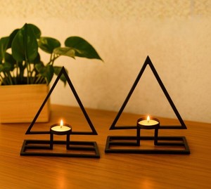 <b>Black</b> <b>Metal</b> Triangle <b>Candle</b> <b>Holder</b> For Home Restaurant Decoration - Product Image 3