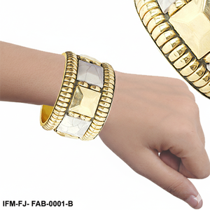 Bracelet manchette audacieux bicolore d'inspiration vintage, géométrique, épais, or et argent, pour femme, cadeau pour elle - Product Image 3