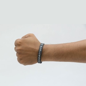 Pulseras de Silicona de Moda en Oferta para Hombres, Mujeres y Niños, para Uso Casual y Regalos, Disponibles para Venta al Por Mayor - Product Image 3