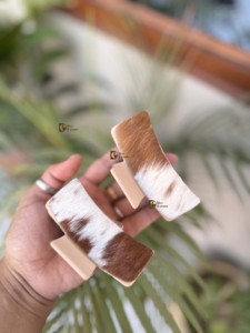 Pinzas de Pelo de Cuero Vacuno Personalizadas al por Mayor, Pinzas de Pelo Elegantes y de Lujo de Cuero Genuino para Mujer, Accesorios para el Cabello - Product Image 1