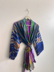 Robe kimono en soie pour femmes, kimono vintage bohème en soie, kimono en crêpe doux et confortable - Product Image 5