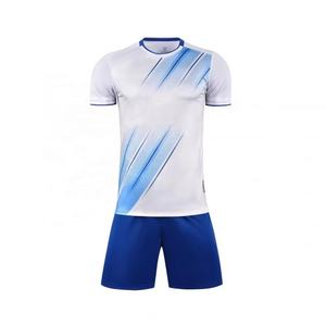 Camiseta de fútbol personalizada para hombre, conjunto de verano, calidad profesional con diseño personalizado y logotipo, servicio OEM disponible - Product Image 1