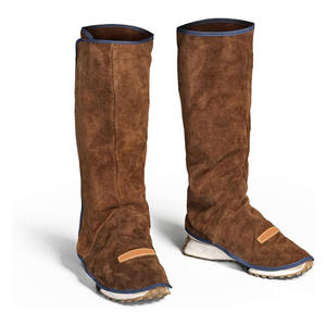 Cubrebotas de Soldadura de Alta Calidad, Resistentes al Calor y a las Llamas, Hechas a Medida con Cuero Vacuno - Product Image 1
