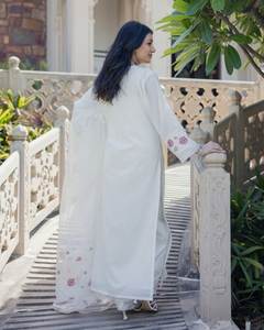 Kurti Elegante y Bonito con Diseño de Moda, Tela de Red con Bordado, Semi-Cosido, Estilo Anarkali, Talla S-XXL, para Fiesta - Product Image 3