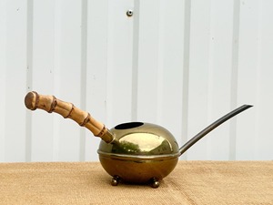 Regadera Antigua de Boquilla Larga con Asas de Bambú, Regalo Perfecto para Amantes de las Plantas y Entusiastas del Jardín, Venta al por Mayor desde India - Product Image 3