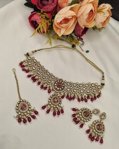 Parure de bijoux ethniques faits à la main, coupe poire, luxe, collier choker Kundan pour femme, collection de bijoux pour réceptions de mariage - Product Image 1