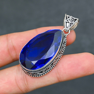 Magnifique pendentif en topaze bleue synthétique, très demandé, en argent sterling 925, serti à la main, style bohème, pièce maîtresse - Product Image 4