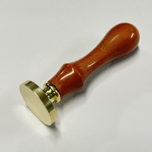 Meilleur tampon à cire rond en laiton brun de 29 mm avec manche en bois d'érable pour artisanat fait main, papeterie de mariage et fournitures d'emballage cadeau - Product Image 2