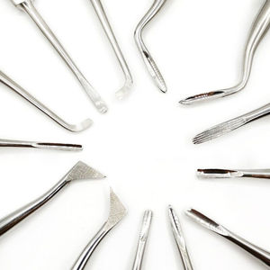 Juego de 3 Elevadores de Raíz Dentales de Acero Inoxidable Curvos Manuales para Extracción de Dientes - Product Image 4