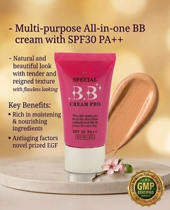 Fond de Teint Liquide Éclaircissant Naturel avec Protection Solaire et Correcteur pour le Visage, Formule Crème, Ingrédients Produits en OEM - Product Image 4
