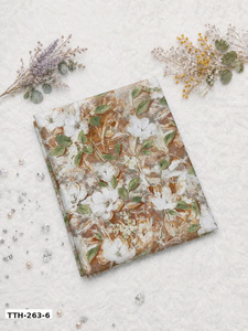 Tissu en polyester imprimé floral, largeur 58/60 pouces, poids moyen, tissé, textile d'ameublement TTH-263-1 - Product Image 3